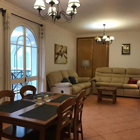Garden- 2 Bedrooms-2pools-2 Balconies Daire Tavira