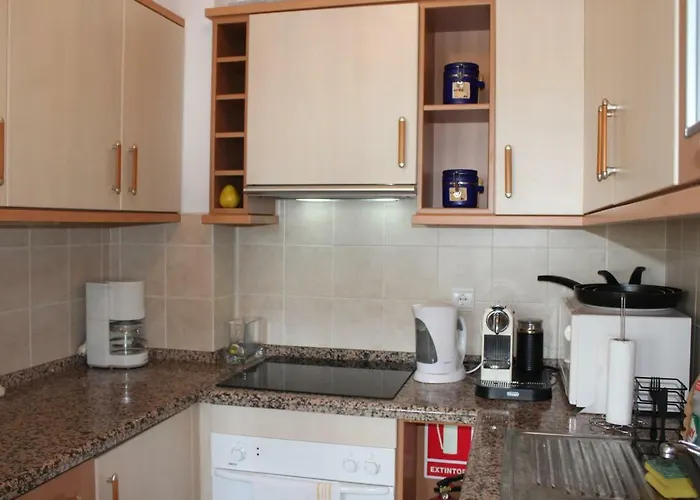 Garden- 2 Bedrooms-2pools-2 Balconies 타비라