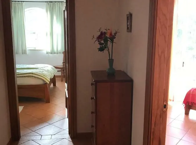 아파트 Garden- 2 Bedrooms-2pools-2 Balconies 타비라