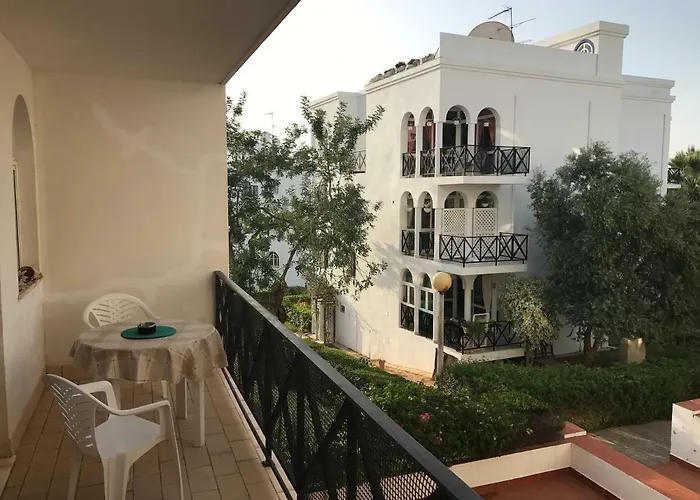Garden- 2 Bedrooms-2pools-2 Balconies Apartament