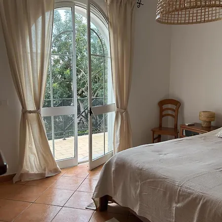 Garden- 2 Bedrooms-2pools-2 Balconies Apartment